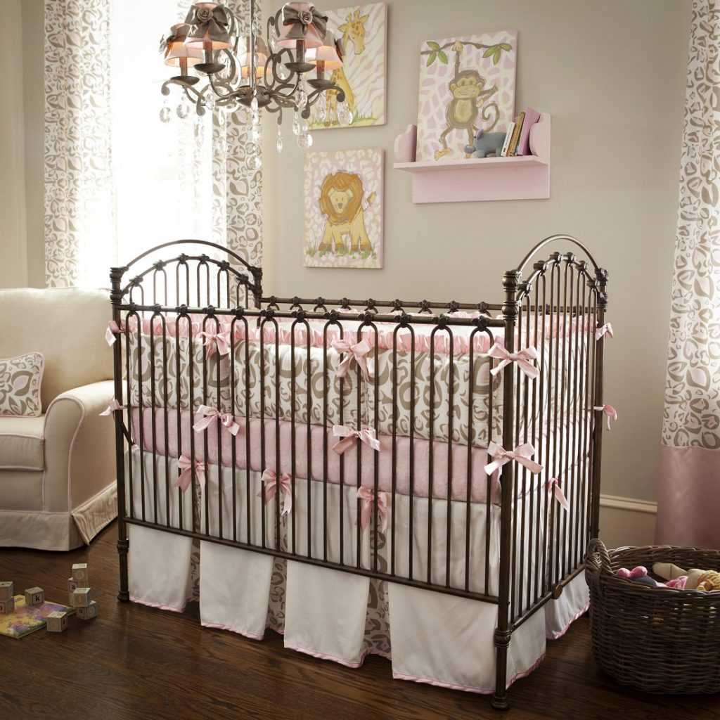 Украшение детской кроватки для новорожденных