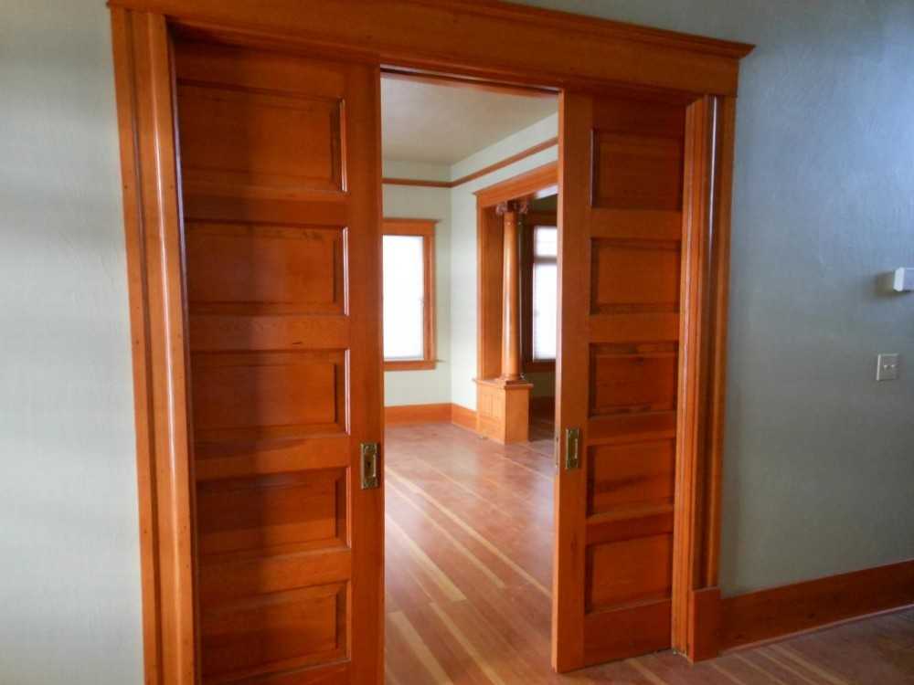 Двери в интерьере: 112 фото вариантов выбора межкомнатных дверей